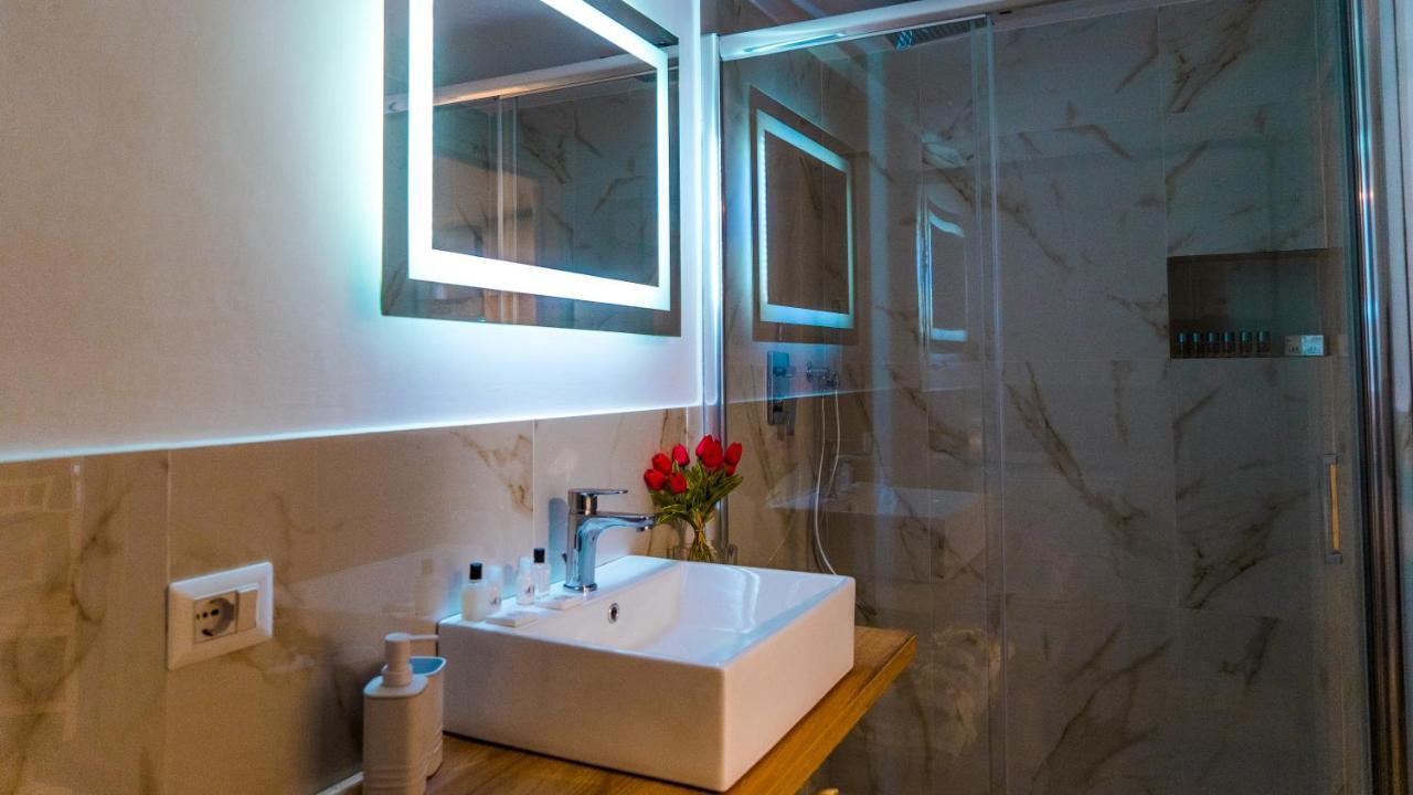 Reginella Duomo Apartment Neapol Zewnętrze zdjęcie